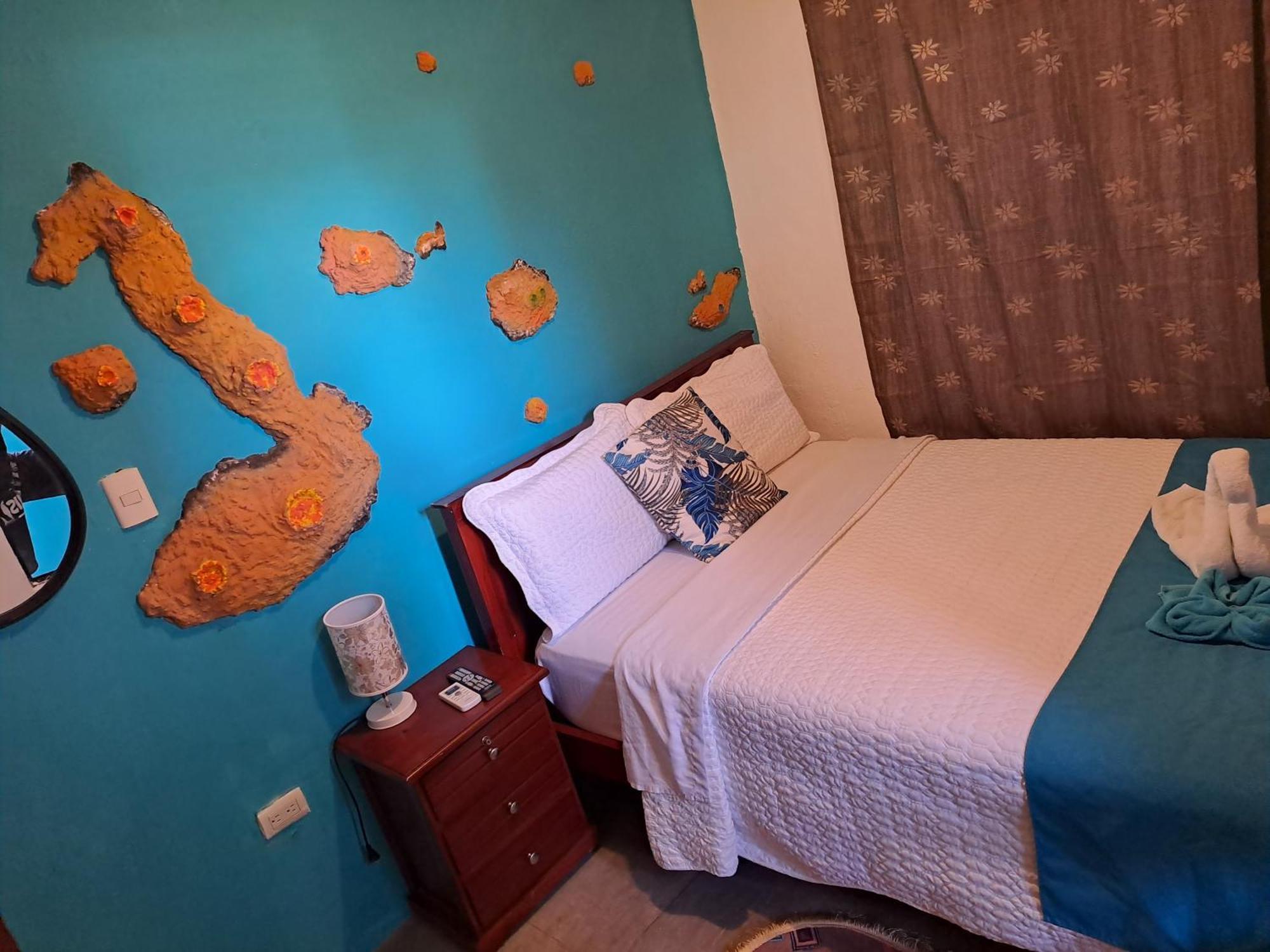 Suite Galarous Island Puerto Ayora  Eksteriør billede